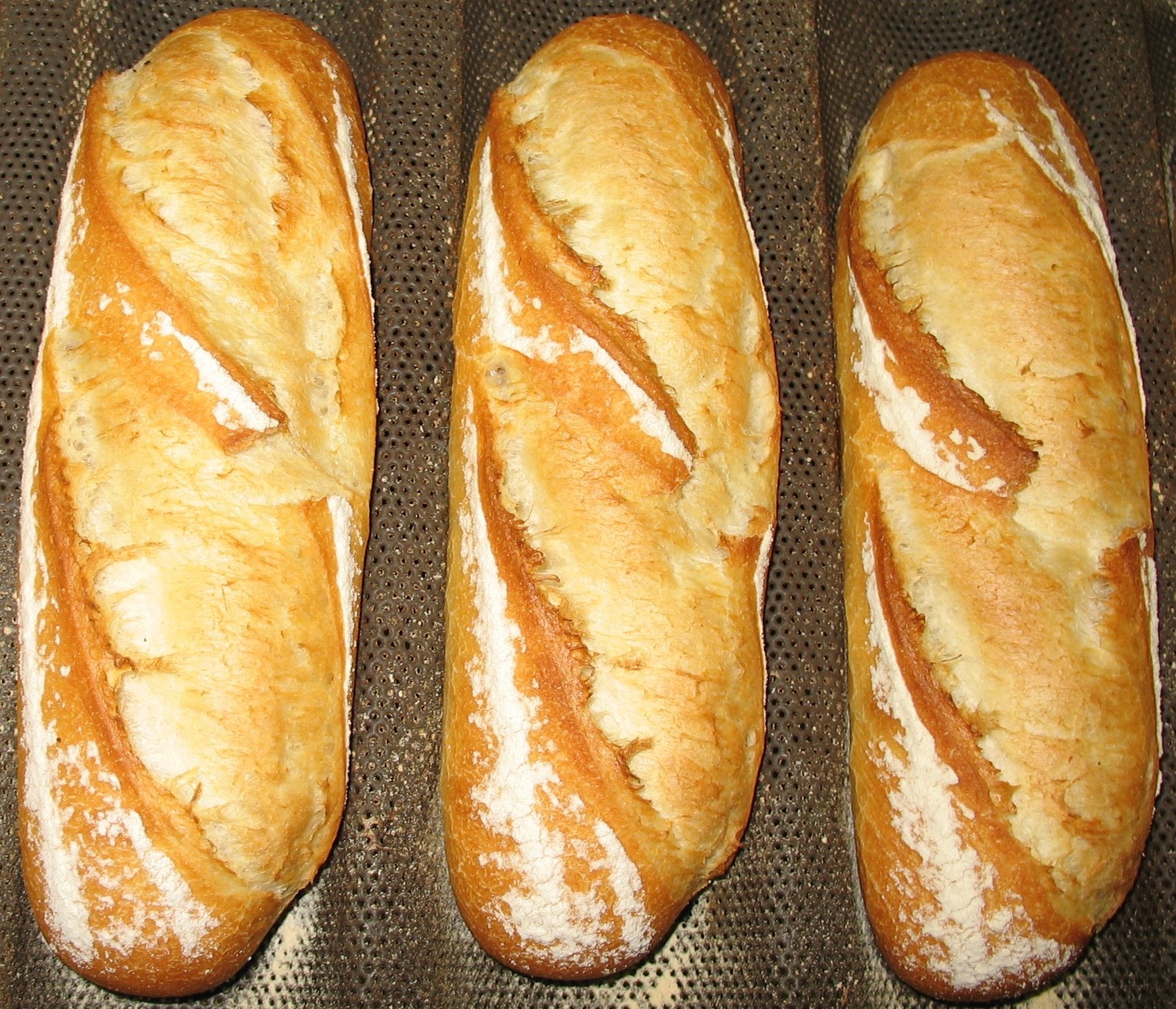 Petits pains scarifiés