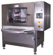 Machine de découpe à plateau rotatif